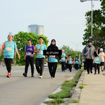 Runner Photo 8353901