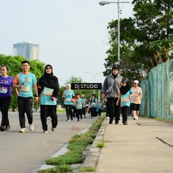 Runner Photo 8353905