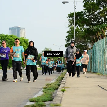 Runner Photo 8353915