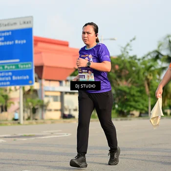 Runner Photo 8353932