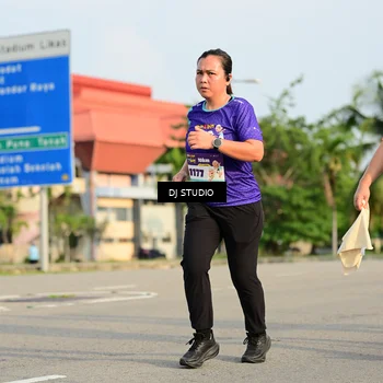 Runner Photo 8353935