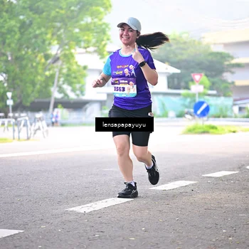 Runner Photo 8353974