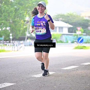 Runner Photo 8354000