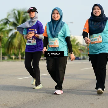 Runner Photo 8354001