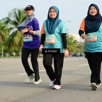 Runner Photo 8354005