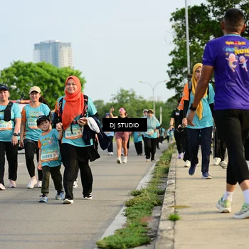 Runner Photo 8354038