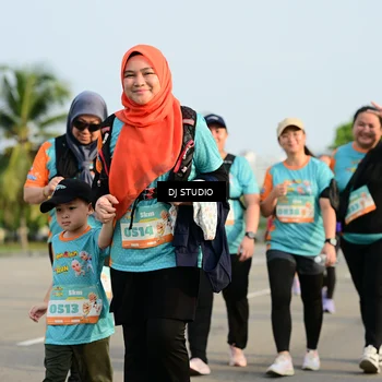 Runner Photo 8354059