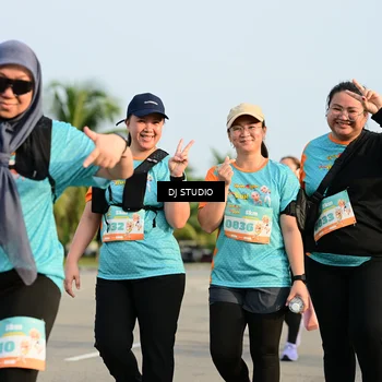 Runner Photo 8354072