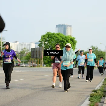 Runner Photo 8354088