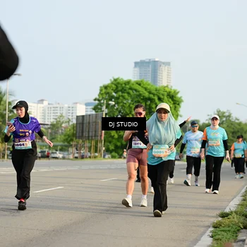 Runner Photo 8354091