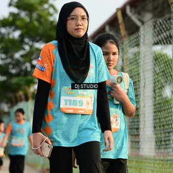Runner Photo 8354102
