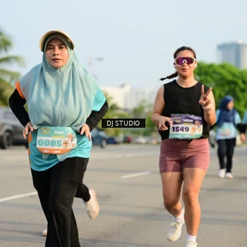 Runner Photo 8354110