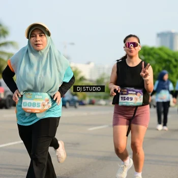 Runner Photo 8354112