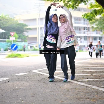 Runner Photo 8354150