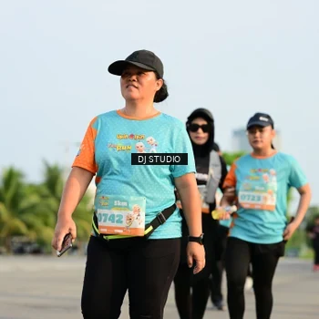 Runner Photo 8354172