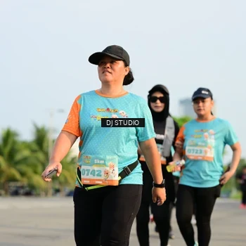 Runner Photo 8354175