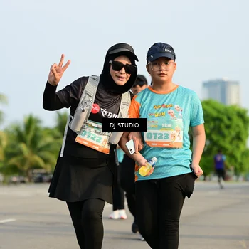 Runner Photo 8354185