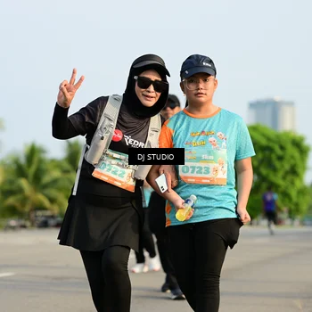 Runner Photo 8354187
