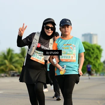 Runner Photo 8354188