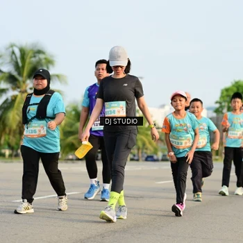 Runner Photo 8354193