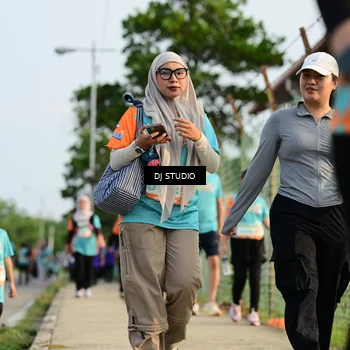 Runner Photo 8354200