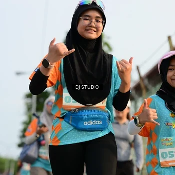 Runner Photo 8354202
