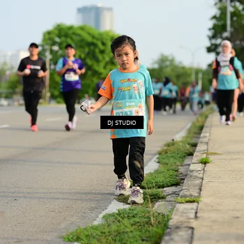 Runner Photo 8354217