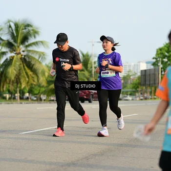 Runner Photo 8354234