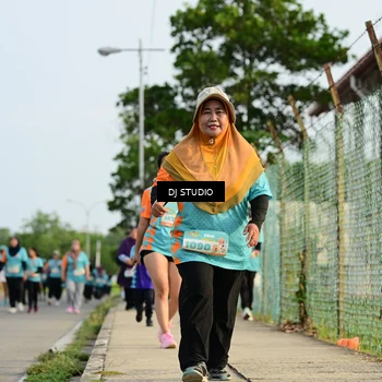 Runner Photo 8354250