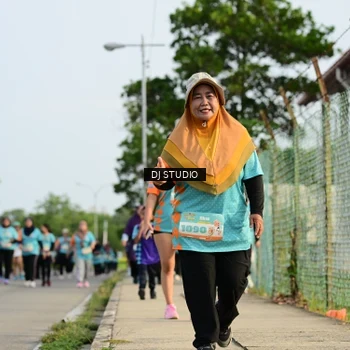 Runner Photo 8354253