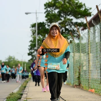 Runner Photo 8354254