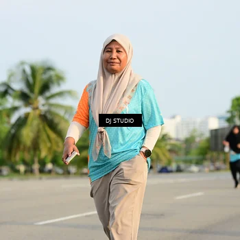 Runner Photo 8354275