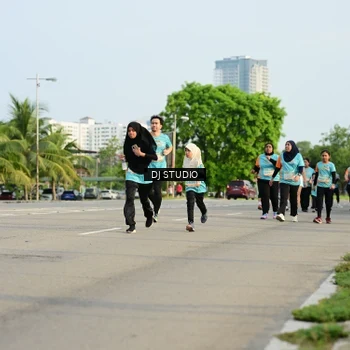 Runner Photo 8354277