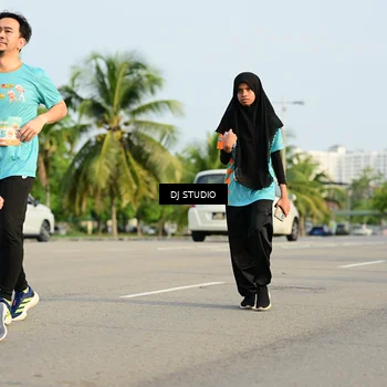 Runner Photo 8354299