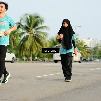 Runner Photo 8354301
