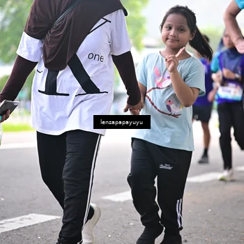 Runner Photo 8354310