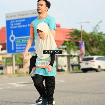 Runner Photo 8354311