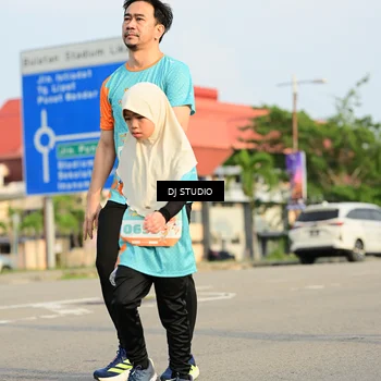 Runner Photo 8354312
