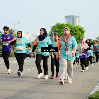 Runner Photo 8354316