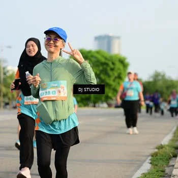 Runner Photo 8354343