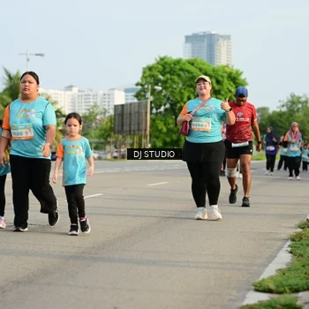 Runner Photo 8354361