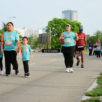 Runner Photo 8354363