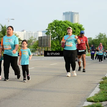 Runner Photo 8354372