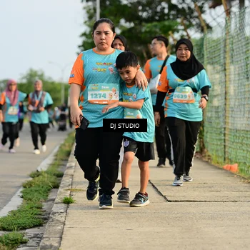 Runner Photo 8354379