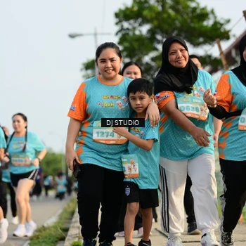 Runner Photo 8354389