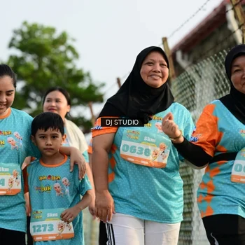 Runner Photo 8354400