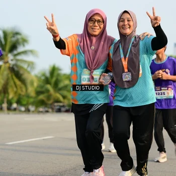 Runner Photo 8354423