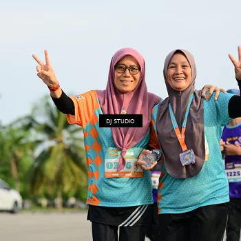 Runner Photo 8354433