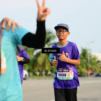 Runner Photo 8354436