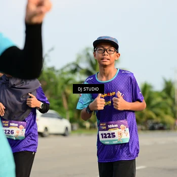 Runner Photo 8354437